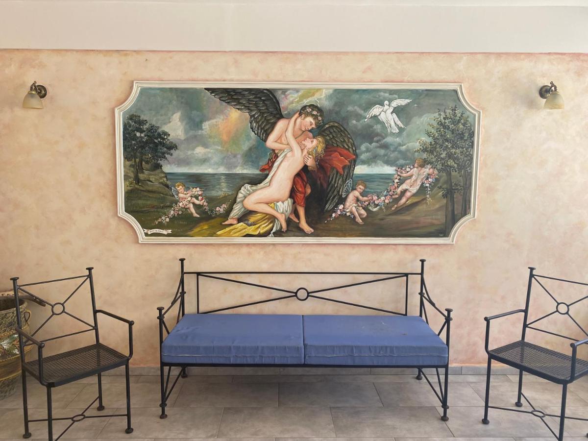 Aphrodite Studios Lutrá Edipszú Kültér fotó